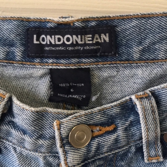 VTG 90s crop jeans with fabric embellishments - Picture 2 of 4